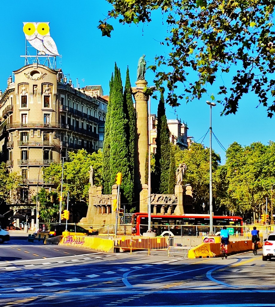 Foto: Plaça de Mossèn Jacint Verdaguer - Barcelona (Cataluña), España