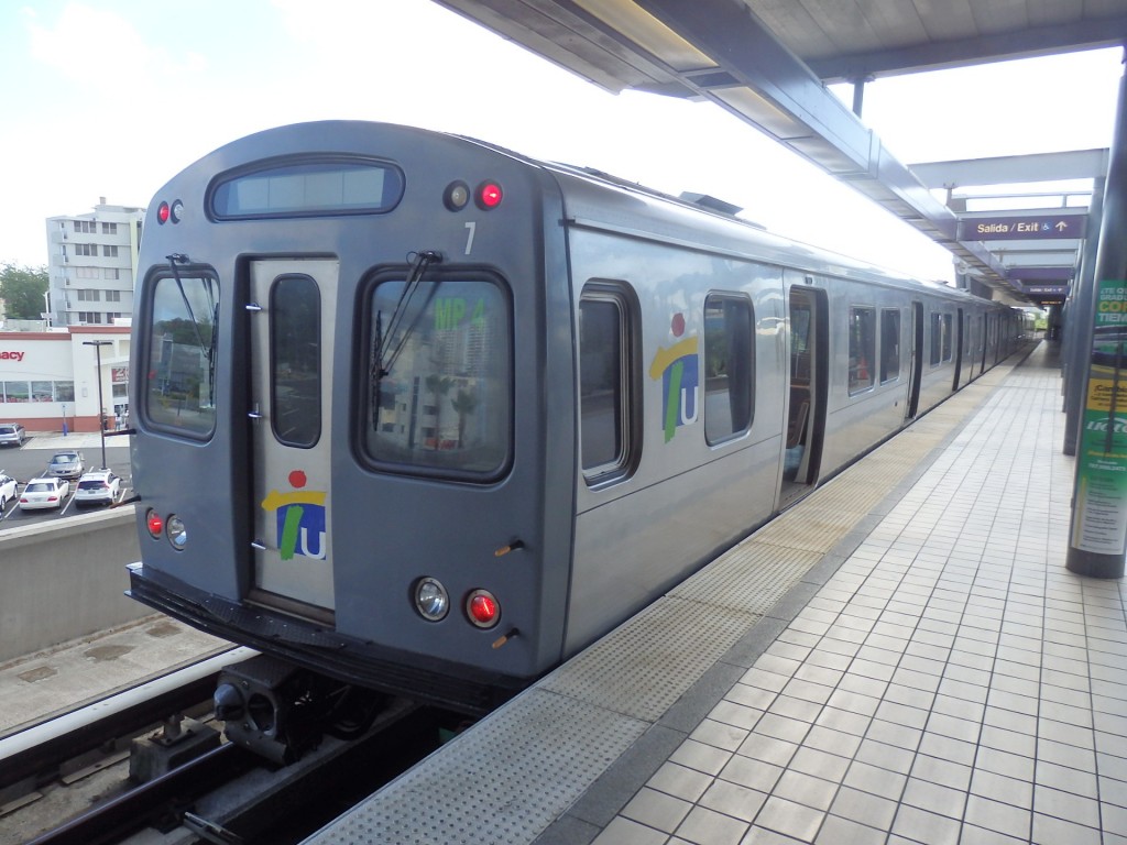 Foto: Sagrado Corazón, terminal del Tren Urbano - Santurce, Puerto Rico