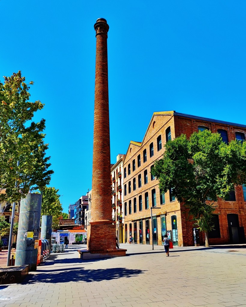 Foto: Xemeneia del carrer Joncar - Barcelona (Cataluña), España