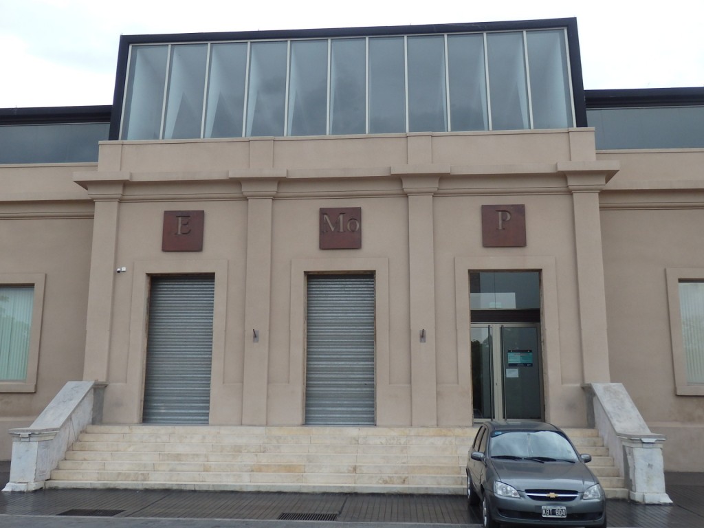 Foto: ex estación del FC San Martín - Mendoza, Argentina