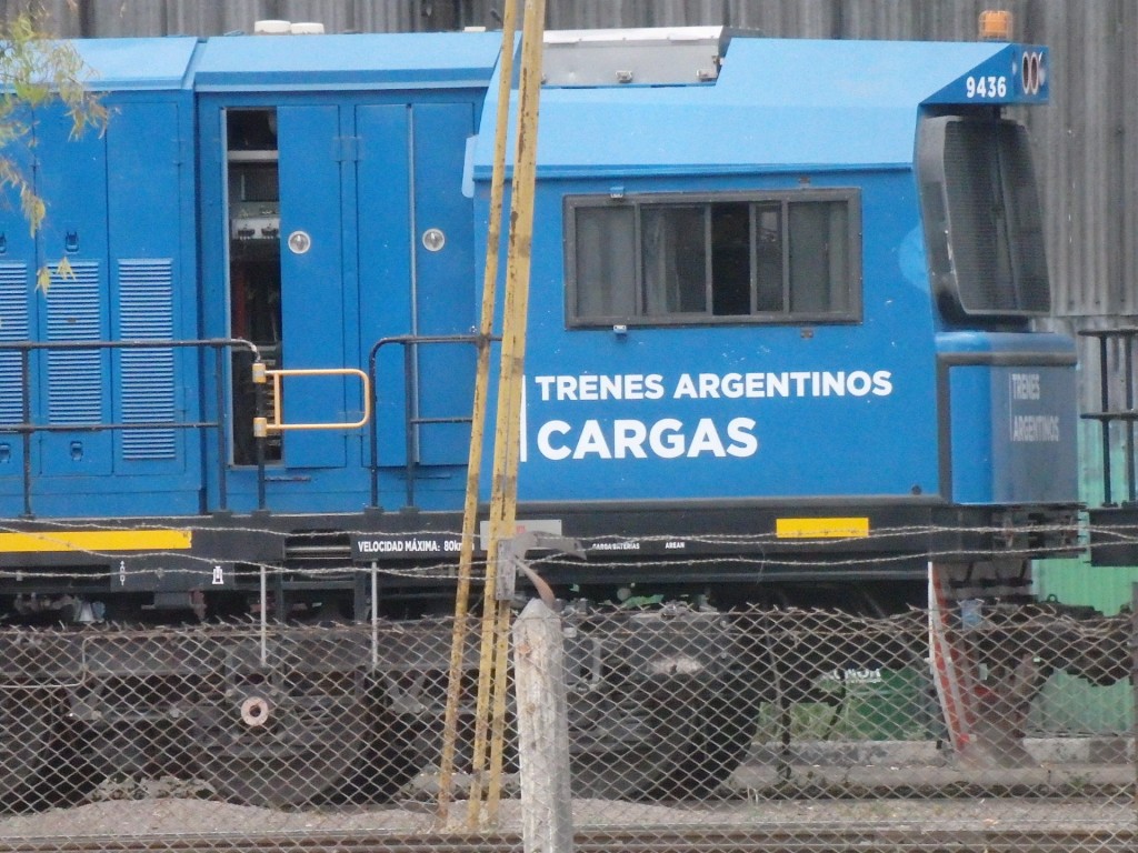Foto: material rodante en el cuadro de la estación - Mendoza, Argentina