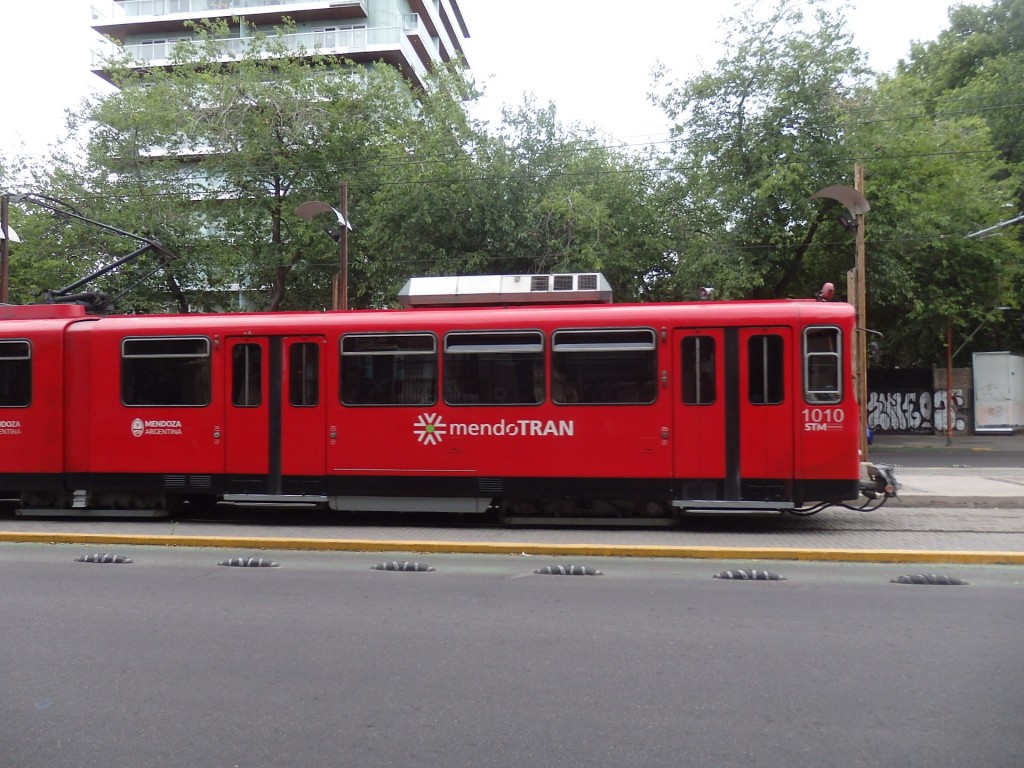 Foto: MTM (Metrotranvía de Mendoza) - Mendoza, Argentina