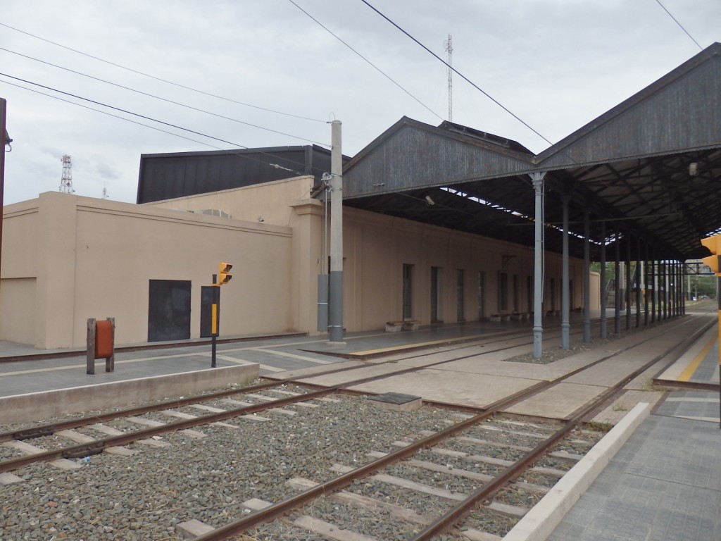 Foto: ex estación del FC San Martín - Mendoza, Argentina