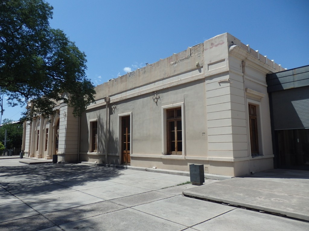 Foto: ex estación terminal del FC Trasandino - Mendoza, Argentina