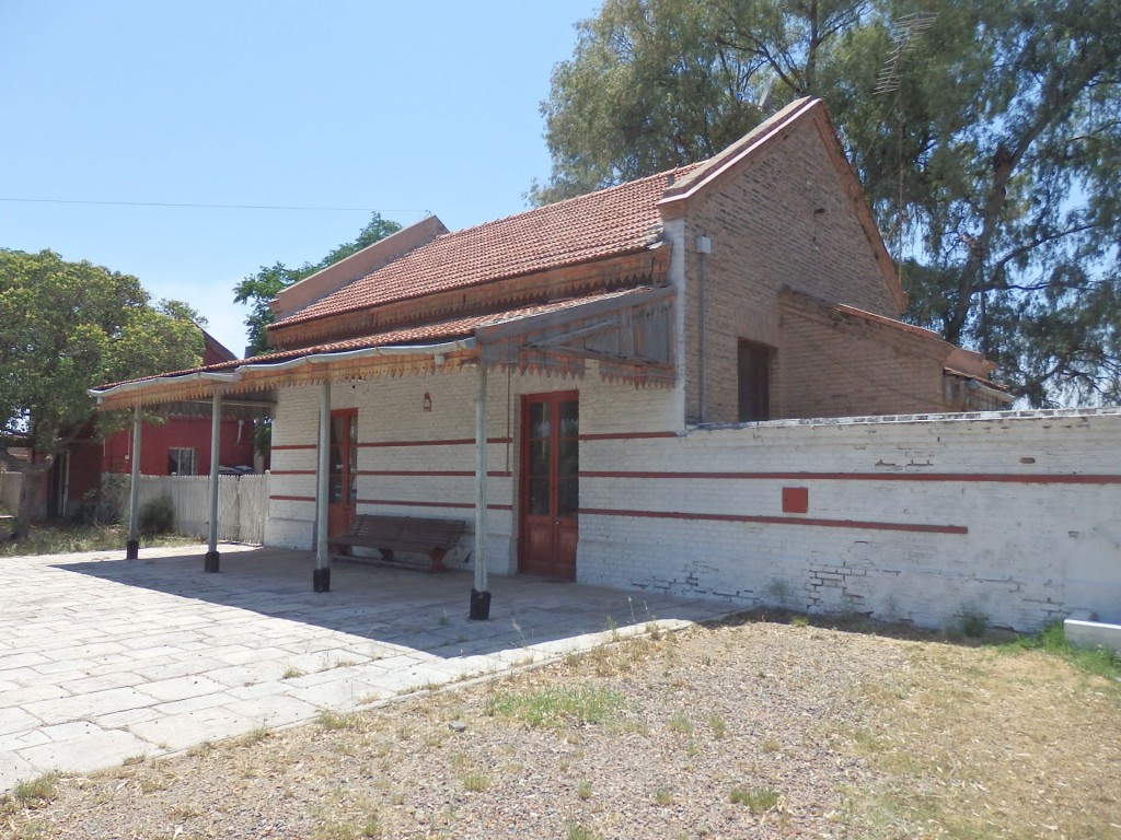 Foto: ex estación del FC San Martín - Agrelo (Mendoza), Argentina