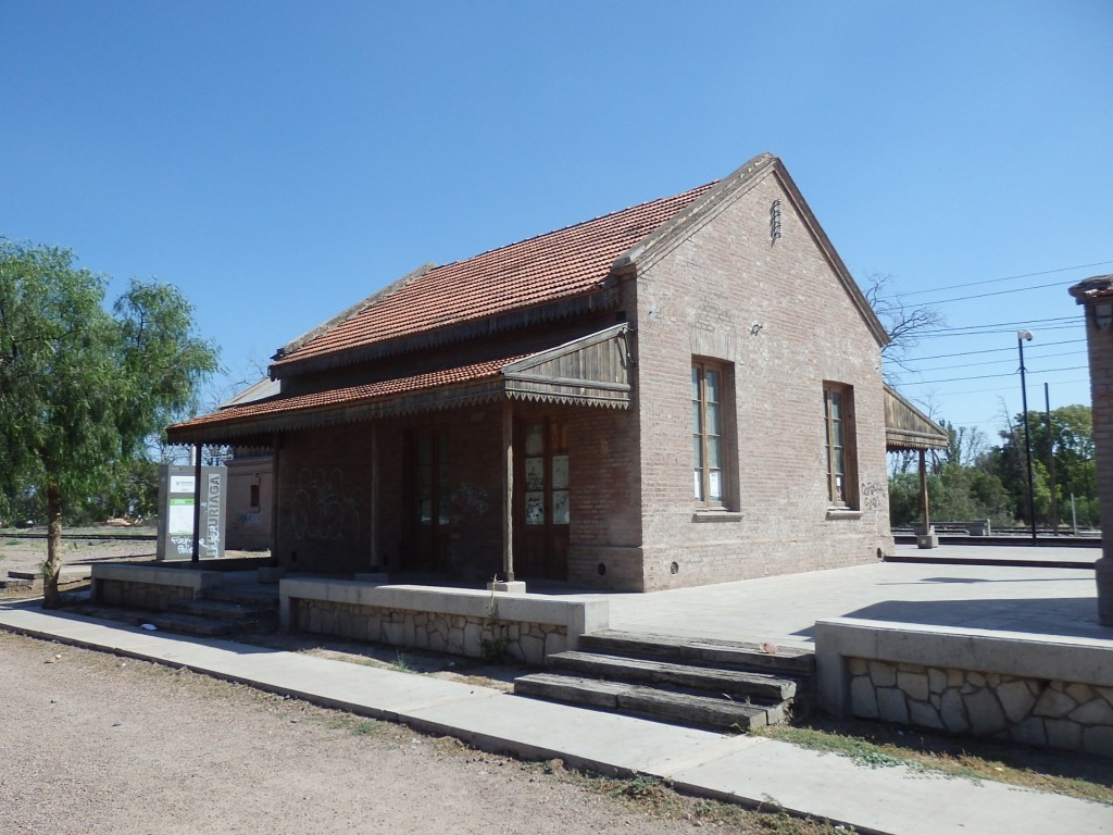 Foto: ex estación del FC San Martín - Luzuriaga (Mendoza), Argentina