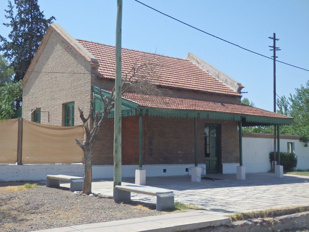 Foto: ex estación del FC San Martín - Perdriel (Mendoza), Argentina