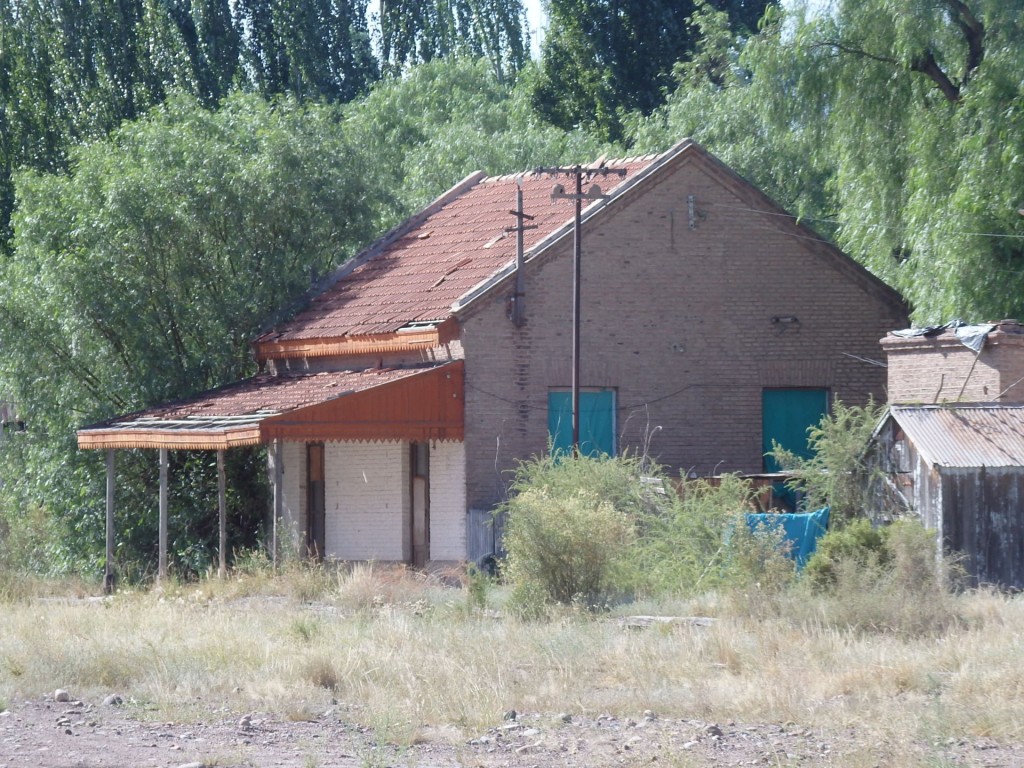 Foto: ex estación del FC San Martín - Lunlunta (Mendoza), Argentina