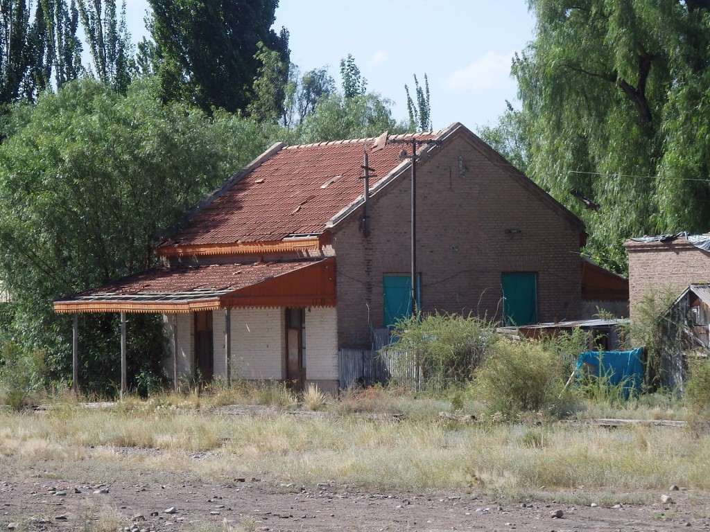 Foto: ex estación del FC San Martín - Lunlunta (Mendoza), Argentina
