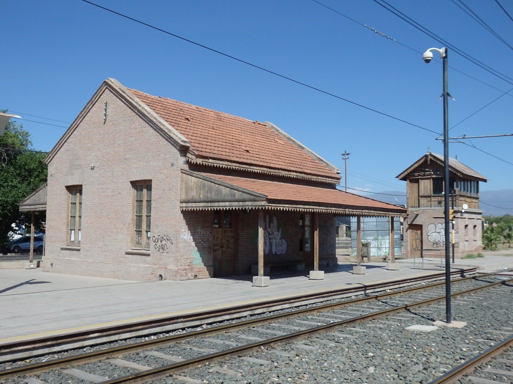 Foto: ex estación del FC San Martín - Luzuriaga (Mendoza), Argentina