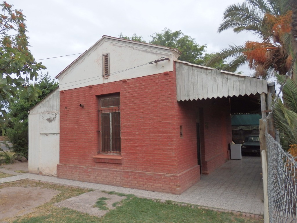 Foto: ex estación Canota, FC Belgrano (Trasandino) - Luzuriaga (Mendoza), Argentina
