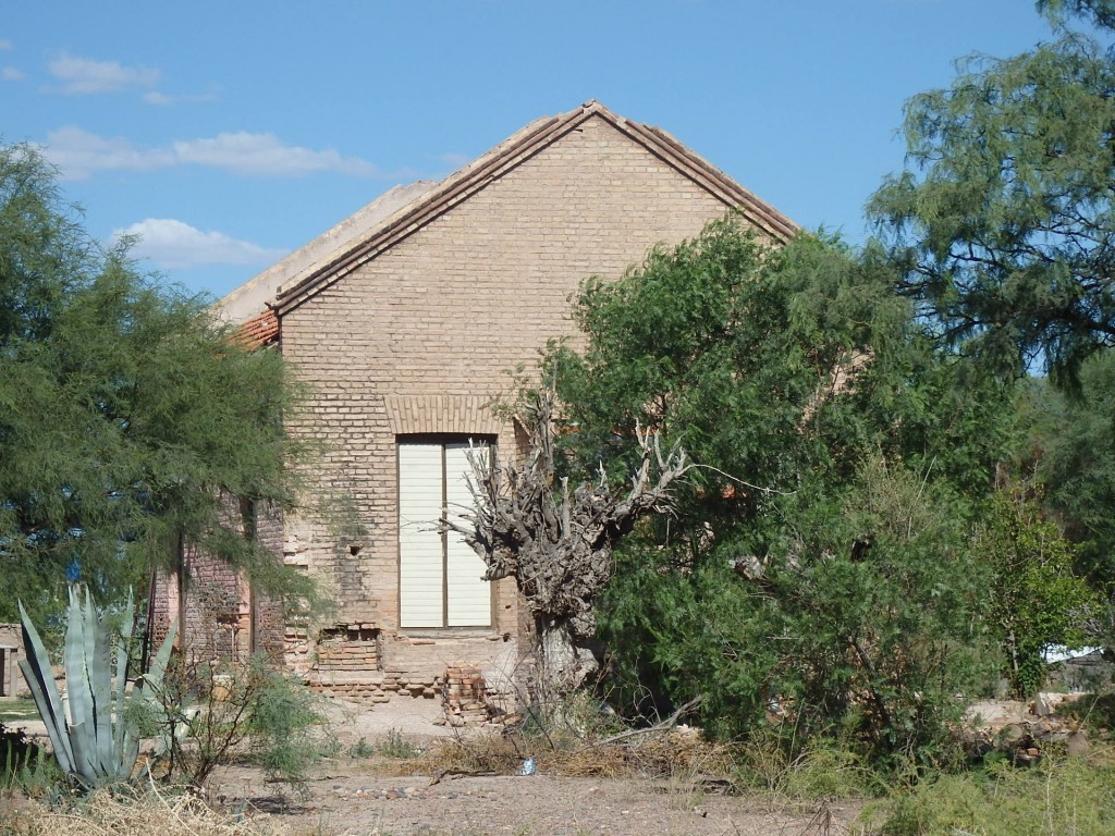 Foto: ex estación del FC San Martín - Los Árboles (Mendoza), Argentina