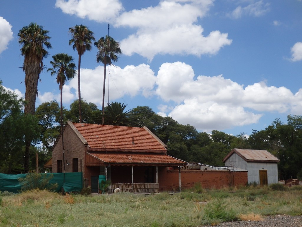 Foto: ex estación del FC San Martín - Lagunita (Mendoza), Argentina