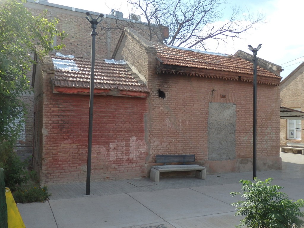 Foto: ex estación Tamarindos del FC San Martín - Las Heras (Mendoza), Argentina