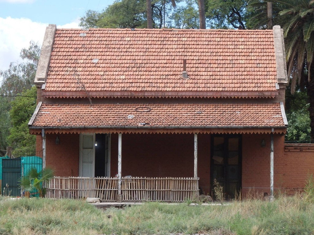 Foto: ex estación del FC San Martín - Lagunita (Mendoza), Argentina