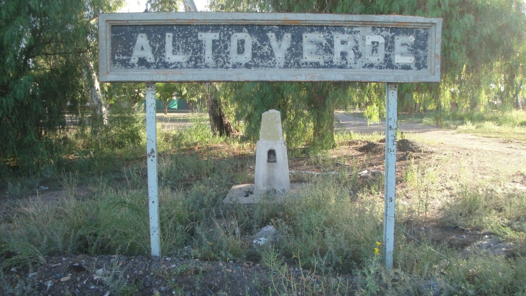 Foto: ex estación del FC San Martín - Alto Verde (Mendoza), Argentina