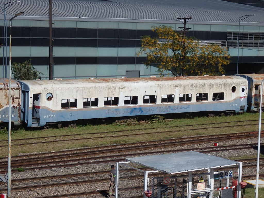 Foto: playa del FC Mitre con material rodante diverso - Córdoba, Argentina
