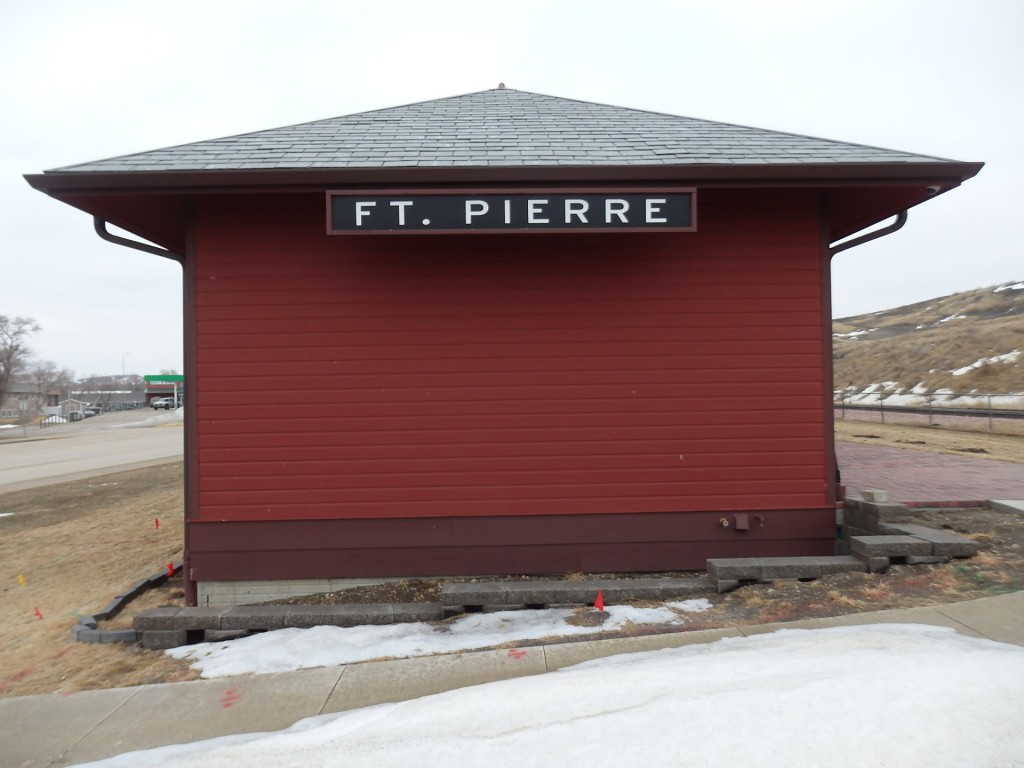 Foto: ex estación del Chicago & Northwestern - Fort Pierre (South Dakota), Estados Unidos