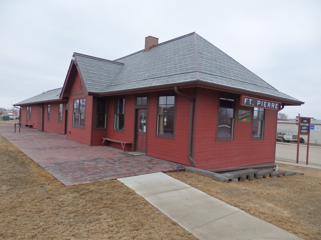 Foto: ex estación del Chicago & Northwestern - Fort Pierre (South Dakota), Estados Unidos
