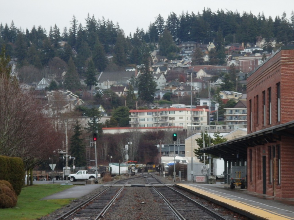 Foto: estación de Amtrak a la derecha - Bellingham (Washington), Estados Unidos