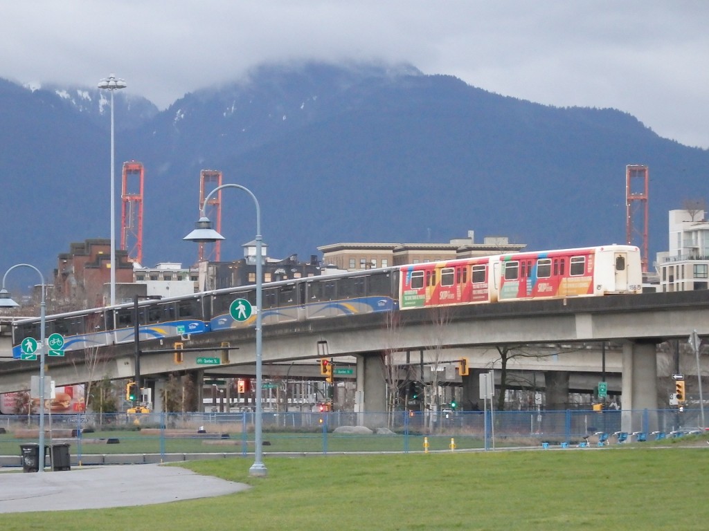 Foto: Skytrain, Línea Expo - Vancouver (British Columbia), Canadá