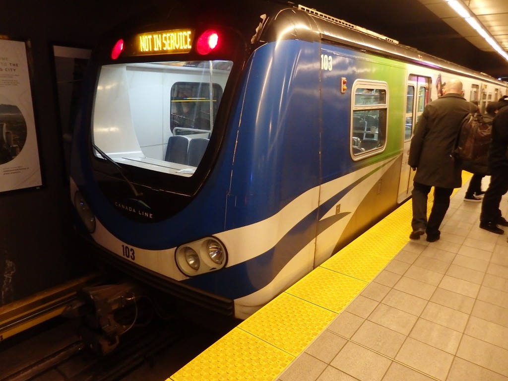 Foto: Skytrain Línea Canada, estación Waterfront - Vancouver (British Columbia), Canadá