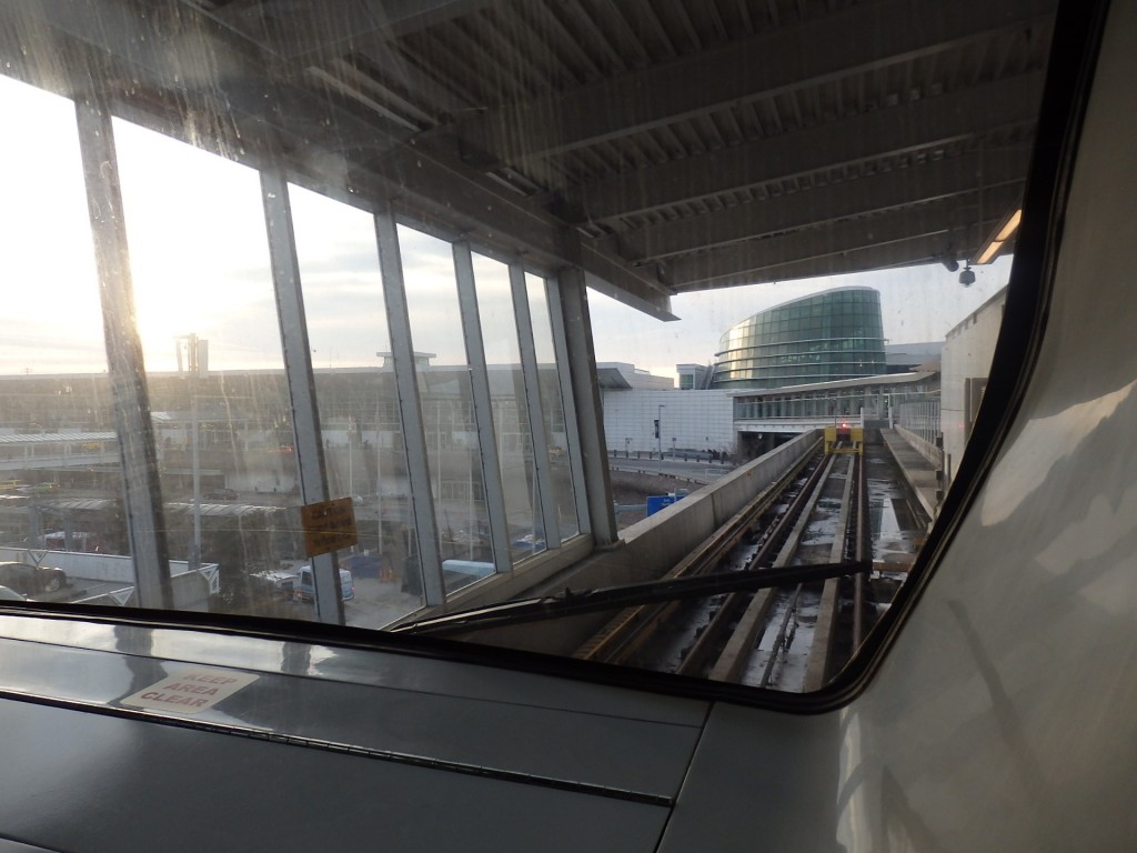Foto: Skytrain, Línea Canada - Vancouver (British Columbia), Canadá
