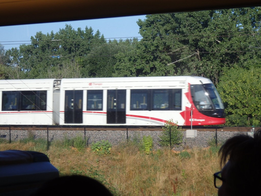 Foto: O-Train, Línea Confederation, a prueba - Ottawa (Ontario), Canadá