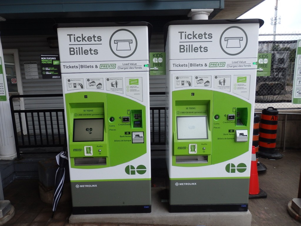 Foto: estación local Exhibition, boleteras - Toronto (Ontario), Canadá