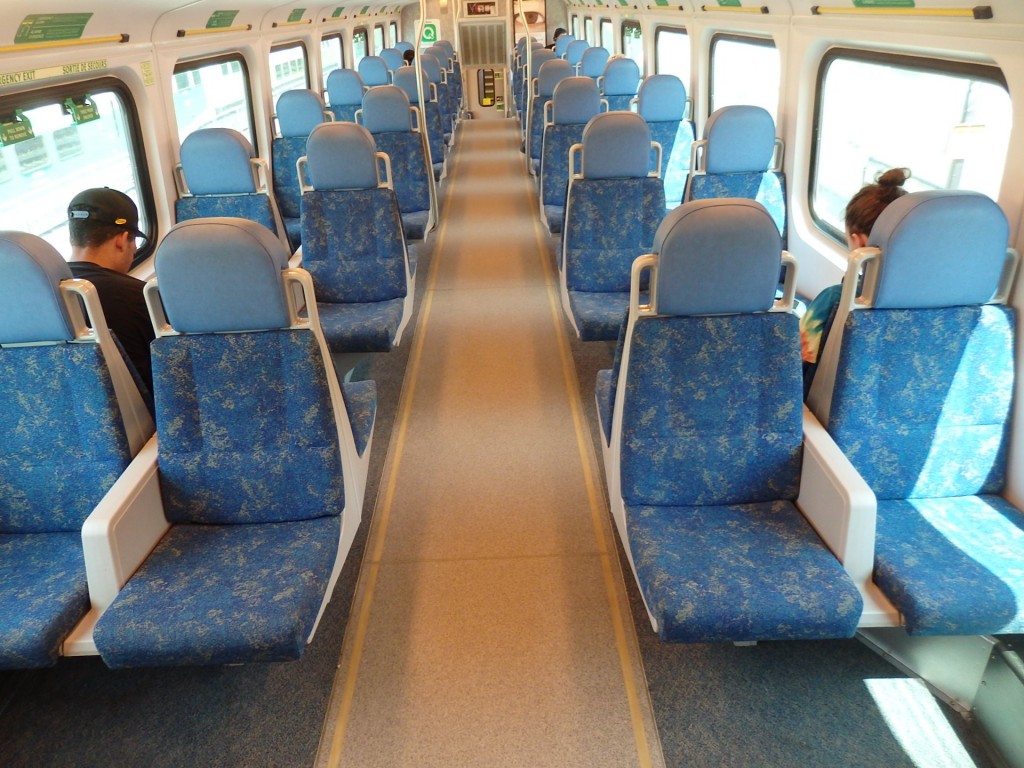 Foto: tren local GO - Toronto (Ontario), Canadá