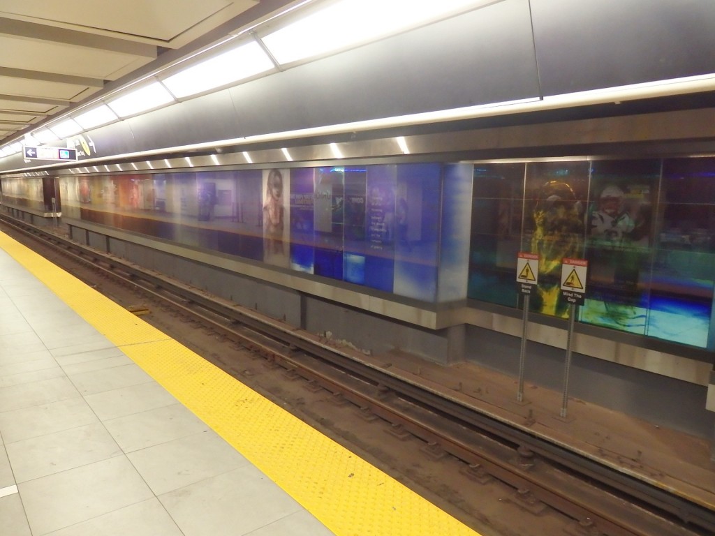 Foto: estación Union del subte, Línea 1 - Toronto (Ontario), Canadá