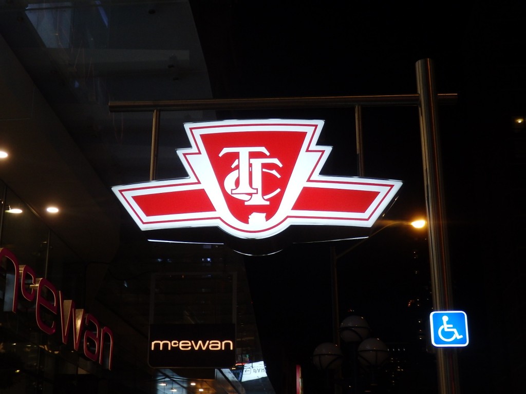 Foto: emblema del subte - Toronto (Ontario), Canadá