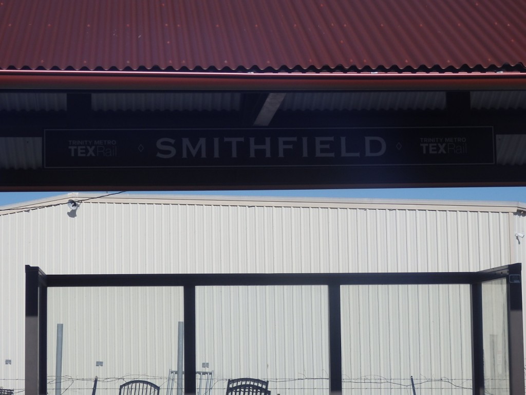 Foto: estación Smithfield, de TEXRail - North Richland Hills (Texas), Estados Unidos