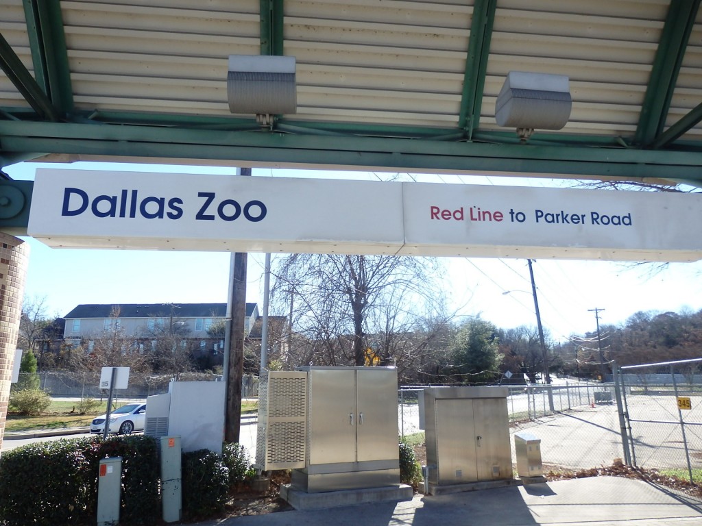 Foto: metrotranvía de Dallas, Línea Roja - Dallas (Texas), Estados Unidos