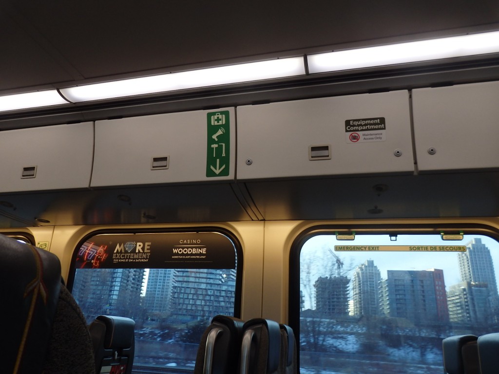 Foto: tren del aeropuerto al centro - Toronto (Ontario), Canadá