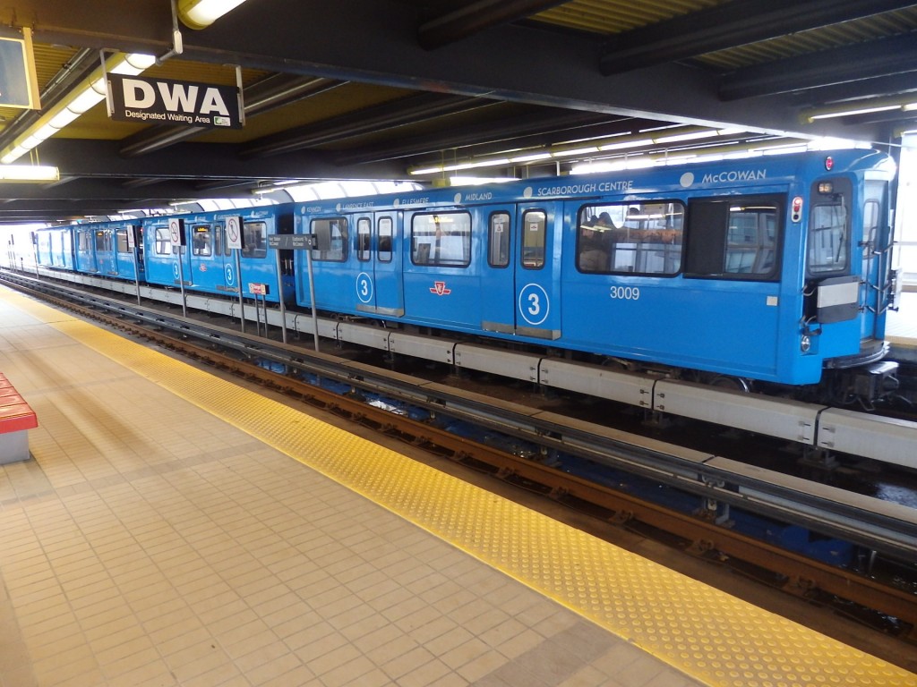 Foto: estación Scarborough Centre de la Línea 3 del subte - Toronto (Ontario), Canadá