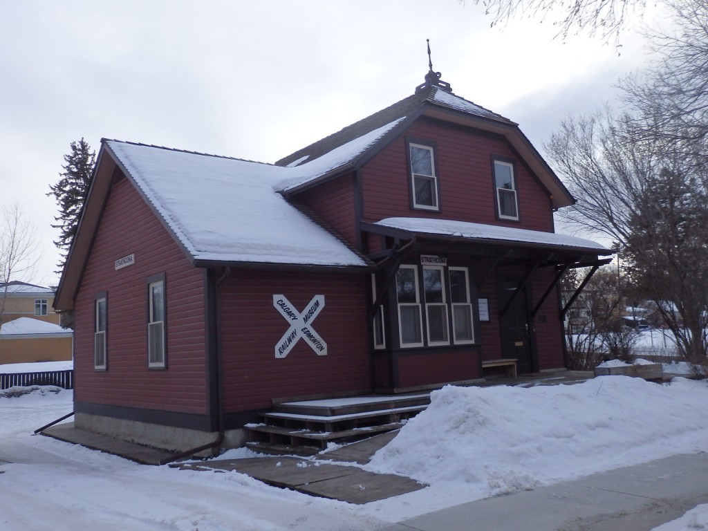 Foto: réplica de la ex estación Strathcona del FC Calgary & Edmonton - Edmonton (Alberta), Canadá