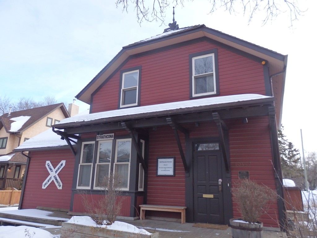 Foto: réplica de la ex estación Strathcona del FC Calgary & Edmonton - Edmonton (Alberta), Canadá