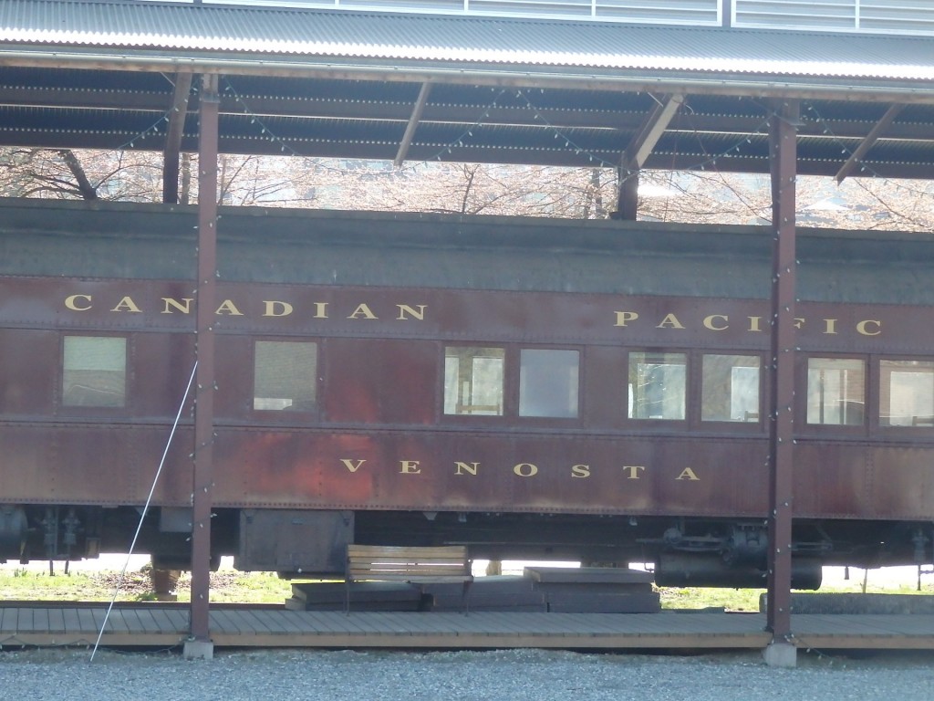 Foto: coche en ex estación - Port Moody (British Columbia), Canadá