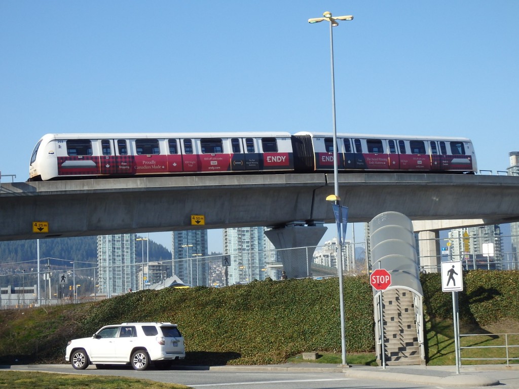 Foto: SkyTrain, Línea Millennium, Extensión Evergreen - Coquitlam (British Columbia), Canadá