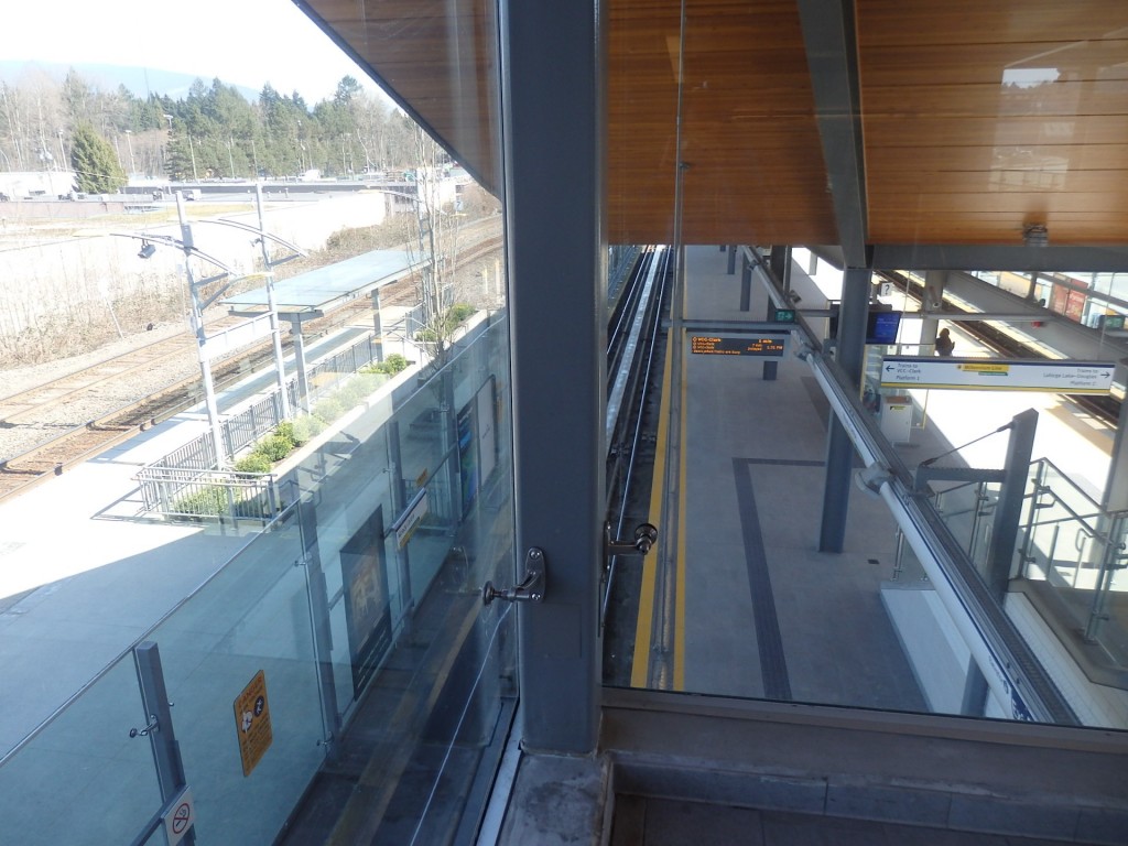 Foto: SkyTrain, estación Moody Centre - Port Moody (British Columbia), Canadá