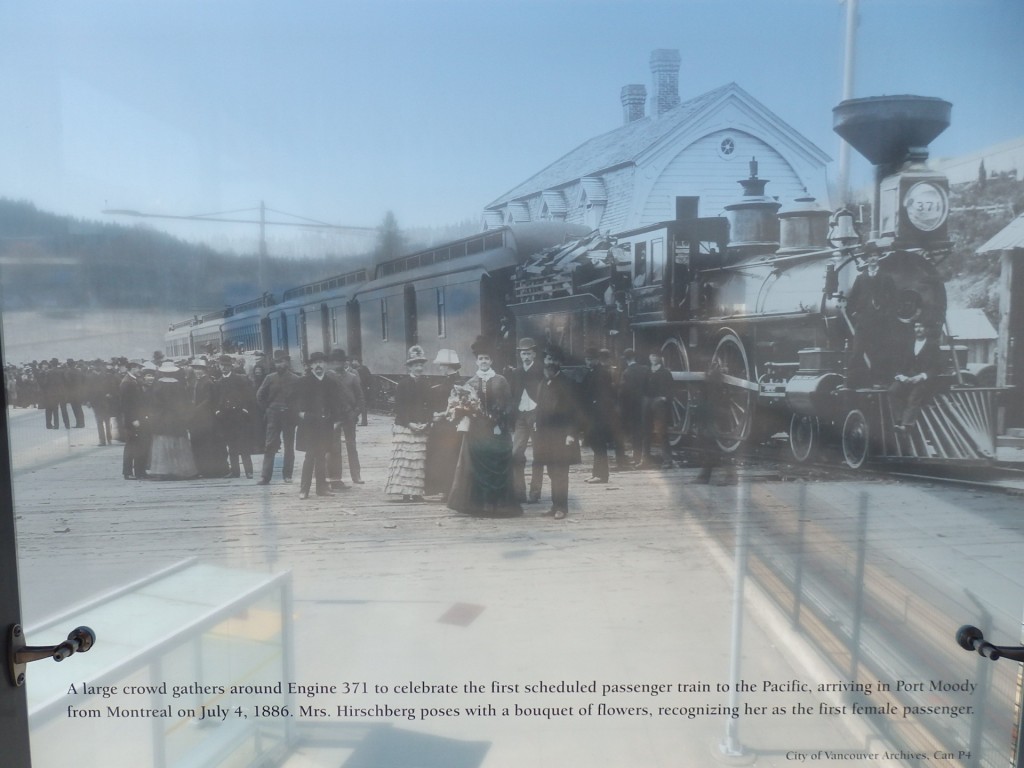 Foto: SkyTrain, estación Moody Centre - Port Moody (British Columbia), Canadá