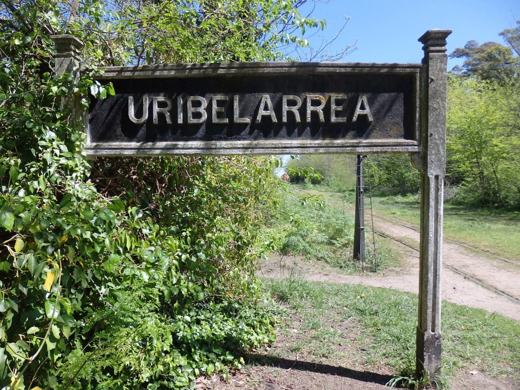 Foto: estación del FC Roca - Uribelarrea (Buenos Aires), Argentina