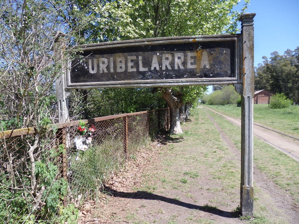 Foto: estación del FC Roca - Uribelarrea (Buenos Aires), Argentina