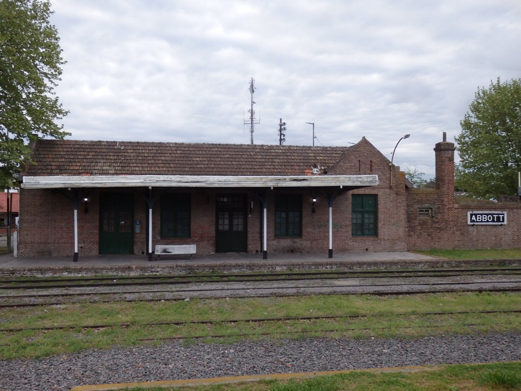 Foto: estación del FC Roca - Abbott (Buenos Aires), Argentina