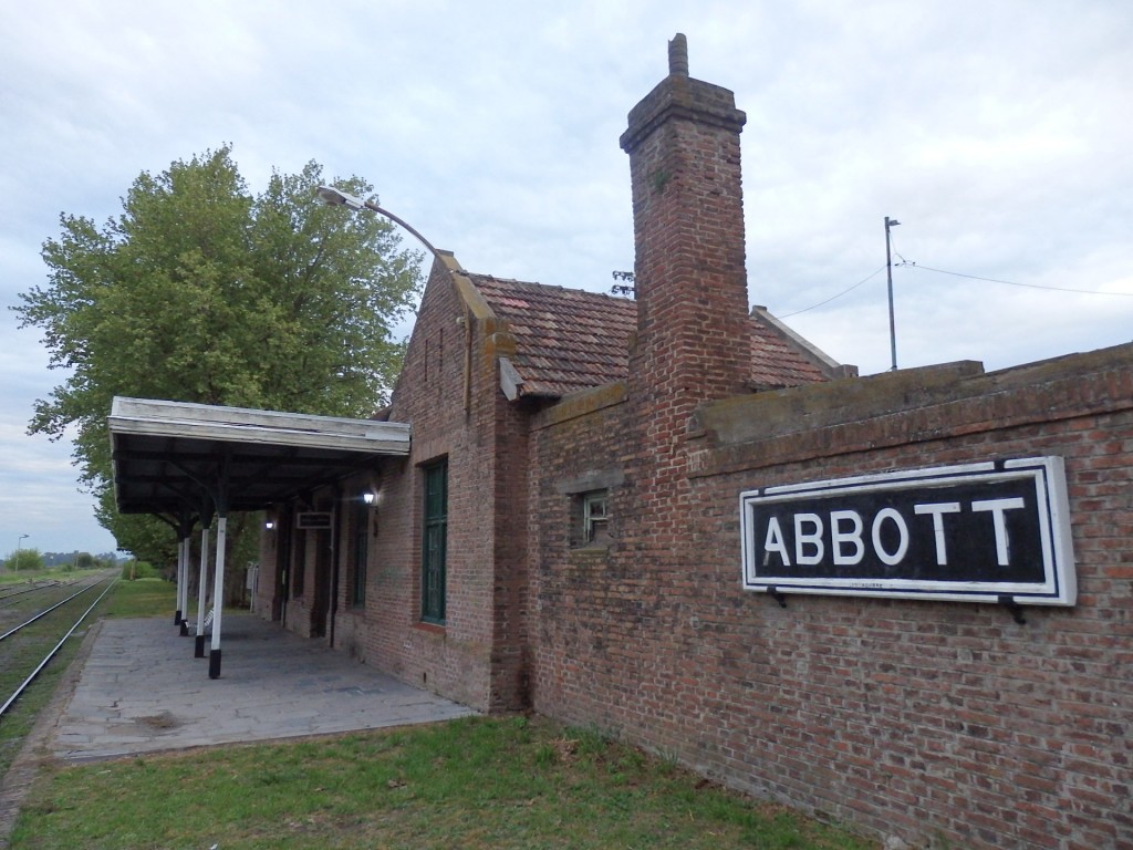 Foto: estación del FC Roca - Abbott (Buenos Aires), Argentina