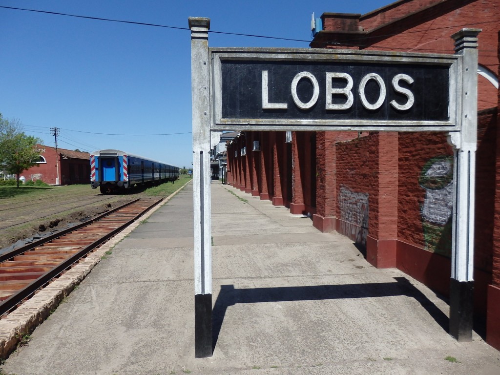 Foto: estación del FC Roca - Lobos (Buenos Aires), Argentina
