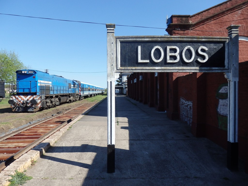 Foto: estación del FC Roca - Lobos (Buenos Aires), Argentina
