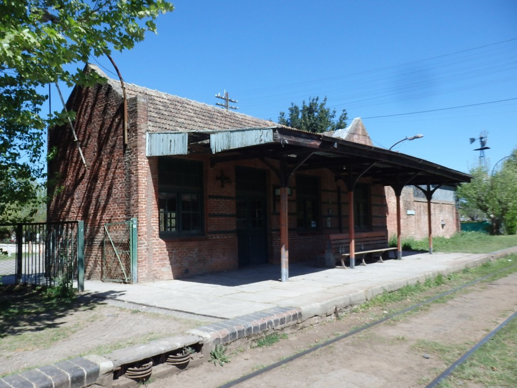 Foto: estación del FC Roca - Uribelarrea (Buenos Aires), Argentina
