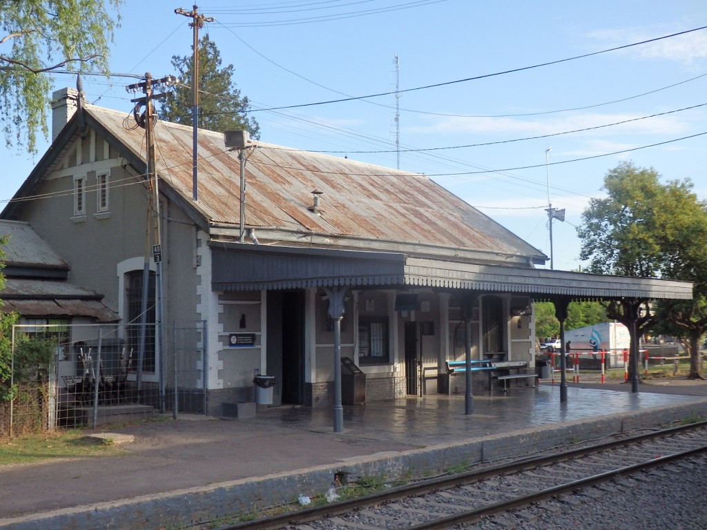 Foto: estación del FC Sarmiento - Mariano Acosta (Buenos Aires), Argentina
